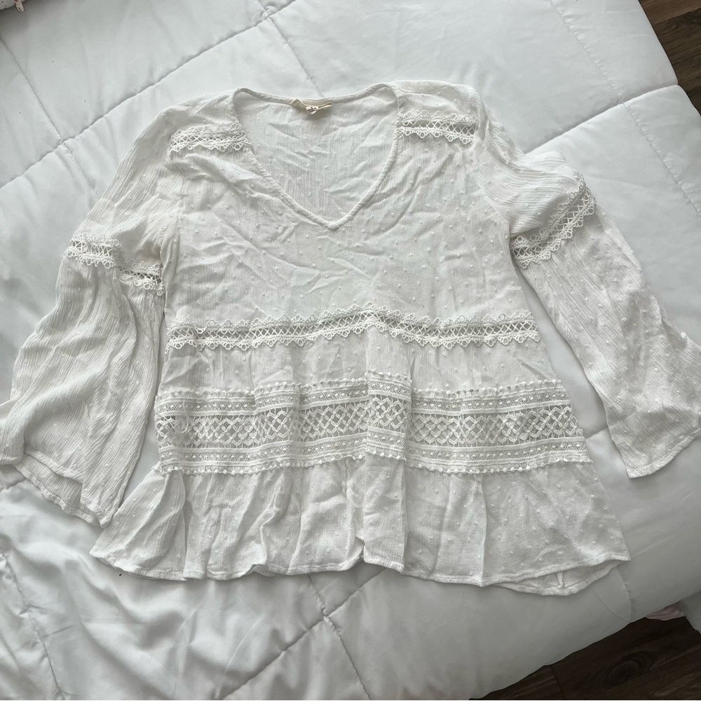 Promesa Cream Ruffled Tiered Blouse